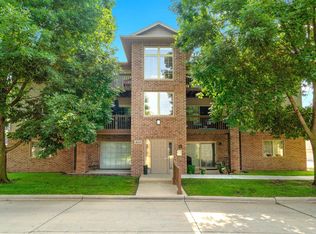 3619 Pheasant Ln APT 5, Waterloo, IA 50701