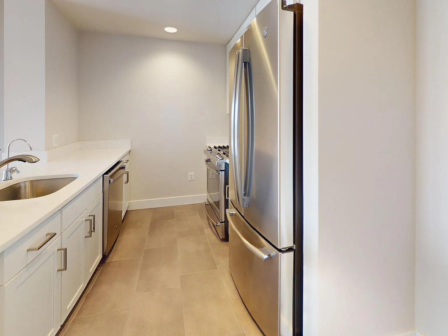 1 bed, 673 sqft, $2,300 — Photo 4