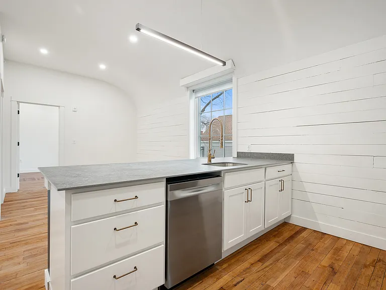 Orono Lofts — Photo 67
