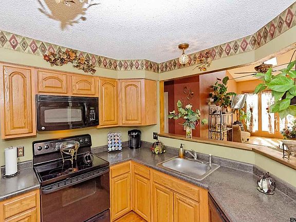 2nd image of 4510 Foxwood Dr S