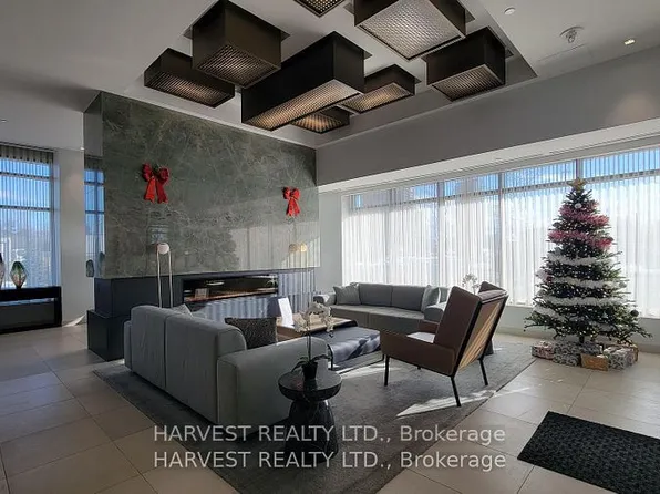 188 Fairview Mall Dr #102, Toronto, ON M2J 0H7