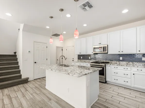 1712 S 82nd Pl, Mesa, AZ 85209