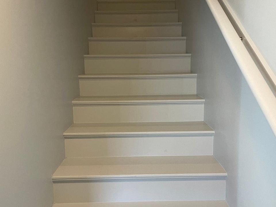 Private Stairwell to Second Floor