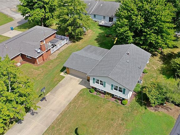 4th image of 5936 Doris Jean Dr NW