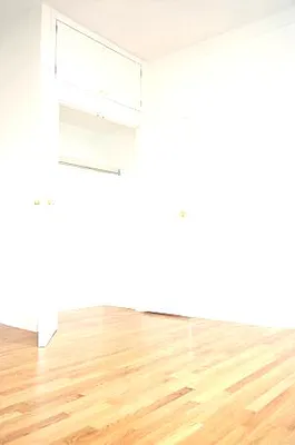 Rented by Tower Brokerage | media 21