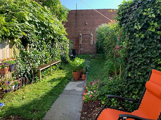 Rented by MySpaceNYC | media 1