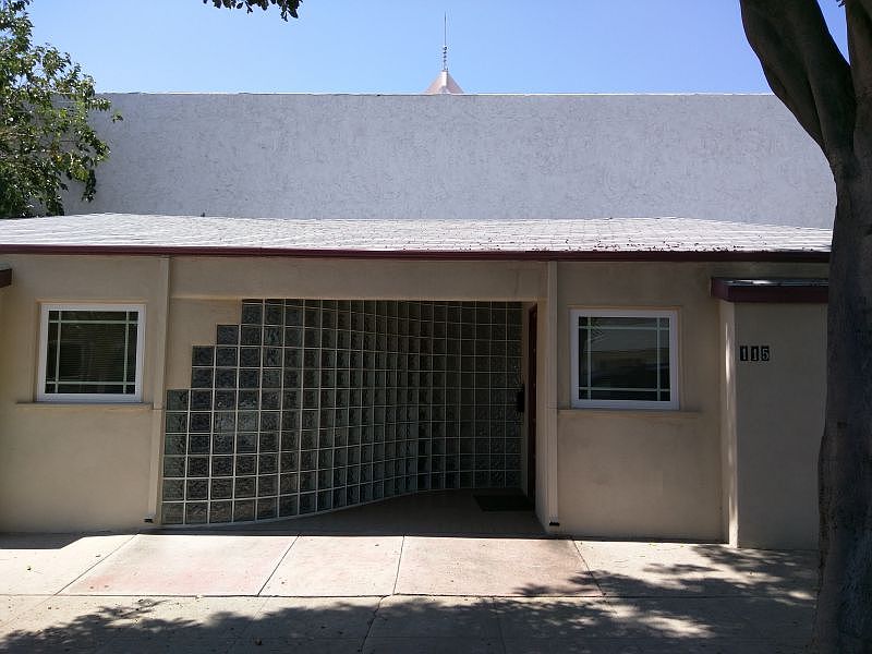 2nd image of 115 S Lamer St