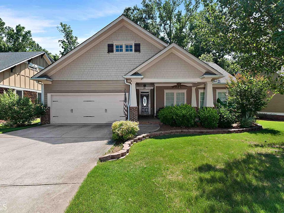 1st image of 39 Lake Haven Dr