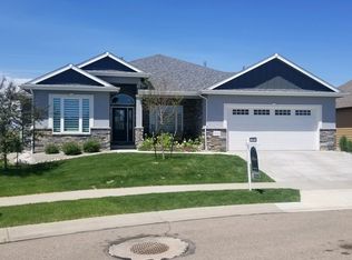8225 Surrey St, Greeley, CO 80634