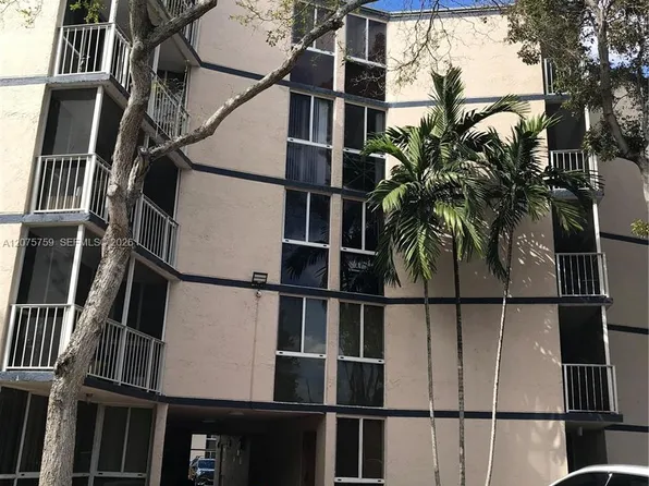 6955 NW 186th St APT F310, Hialeah, FL 33015