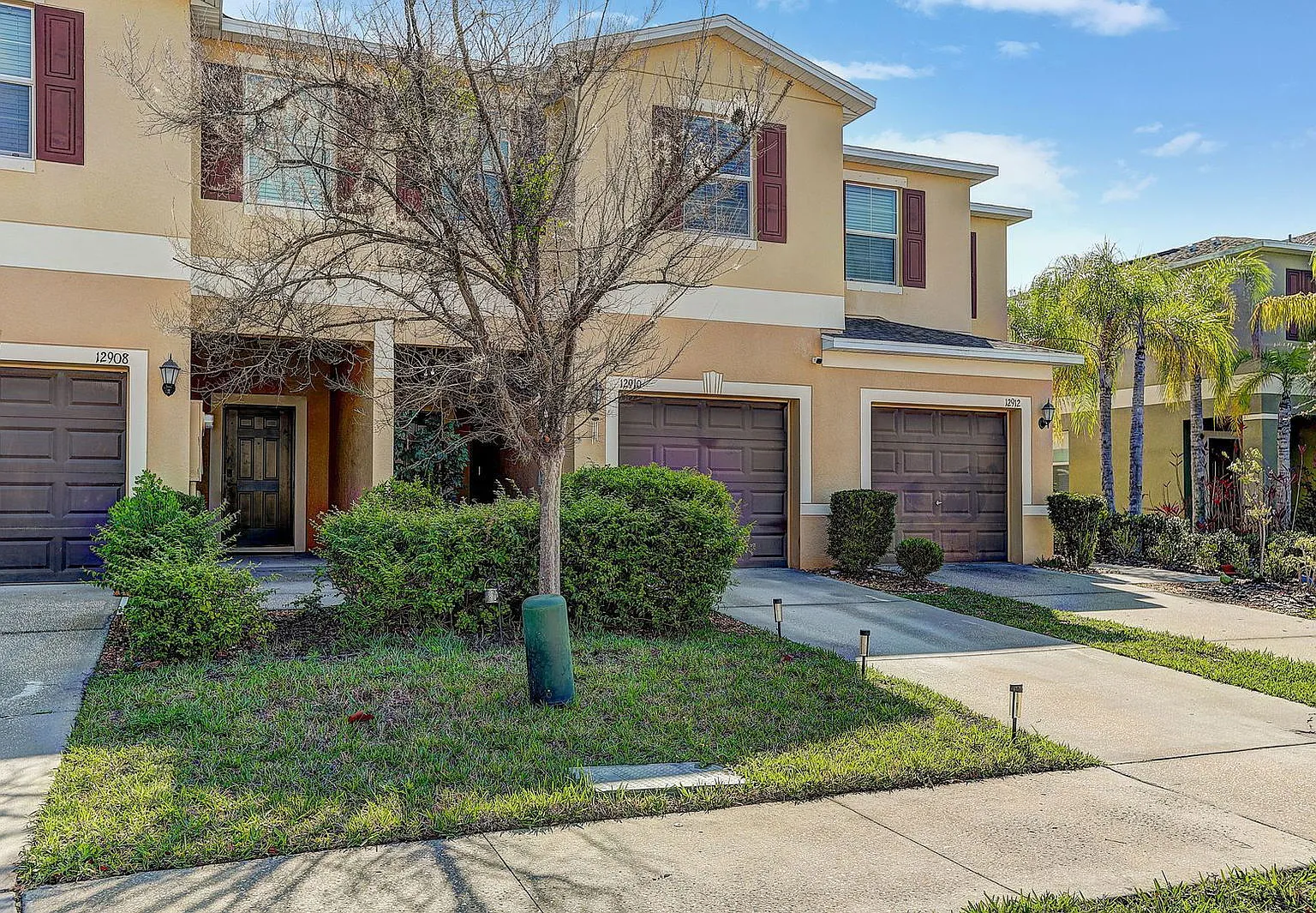3 bed, 2.5 bath, 1668 sqft, $2,150 — Photo 1