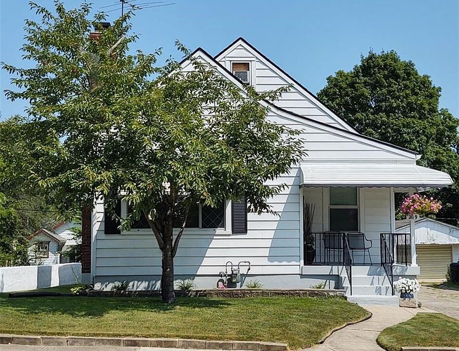 1st image of 219 E Hillcrest Ave