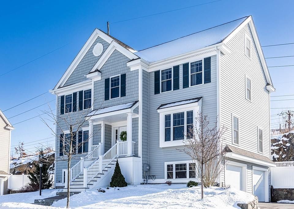 1st image of 13 Osborne Hill Dr