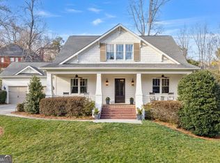750 E Powderhorn Rd, Sandy Springs, GA 30342