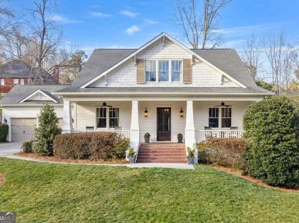 750 E Powderhorn Rd, Sandy Springs, GA 30342