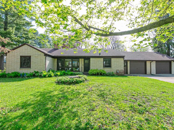 378 N Wisconsin St, Berlin, WI 54923