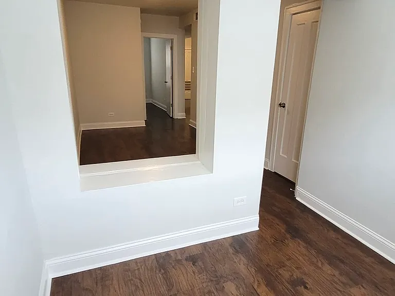 4876 W Armitage Ave — Photo 5