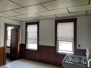 10 Plantation St #1, Worcester, MA 01604
