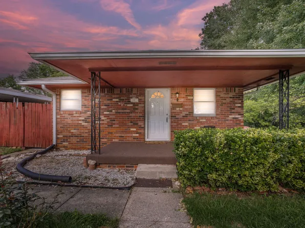 401 Beechwood Dr, Beech Grove, IN 46107