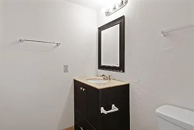 6242 1/2 Shoup Ave — Photo 13