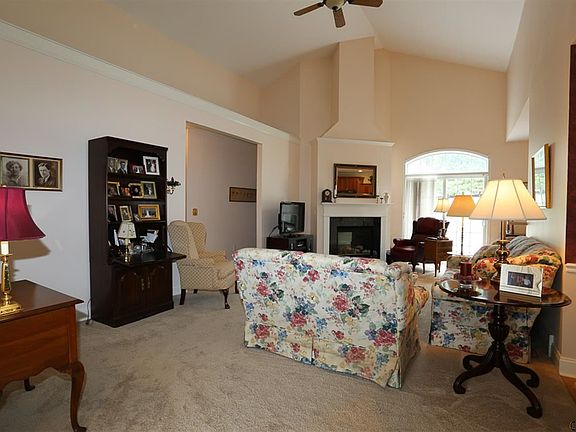 5th image of 68 Cheshire Way