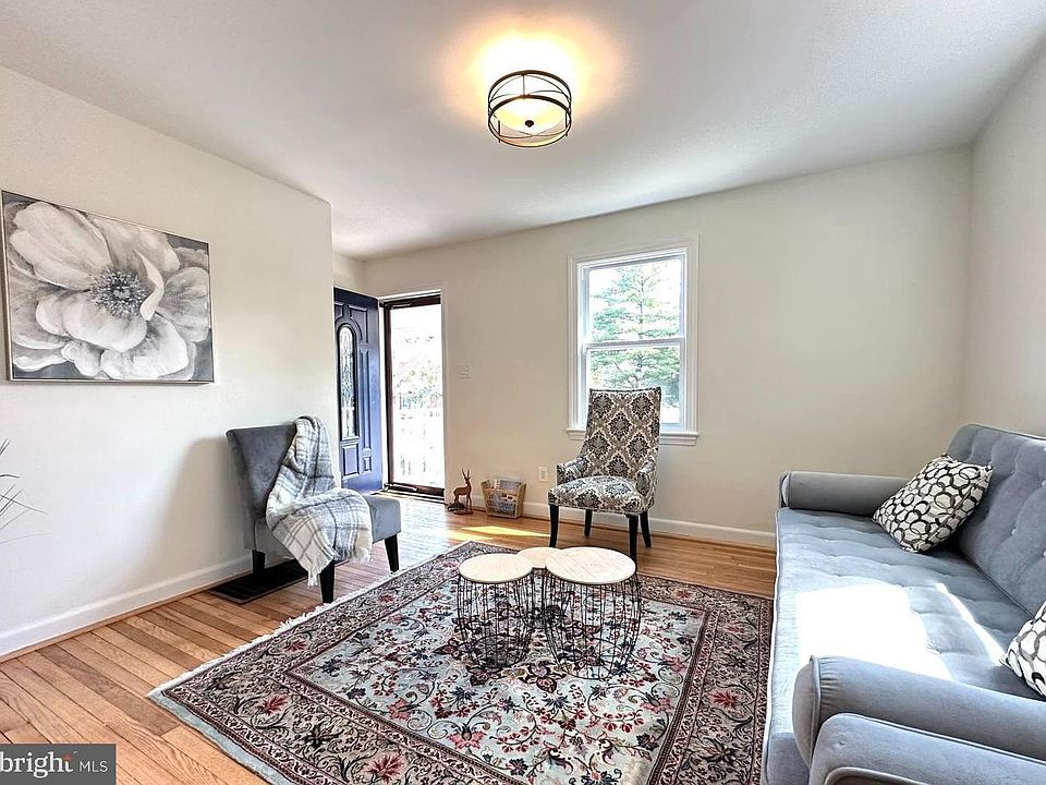 1st image of 2206 S Pollard St