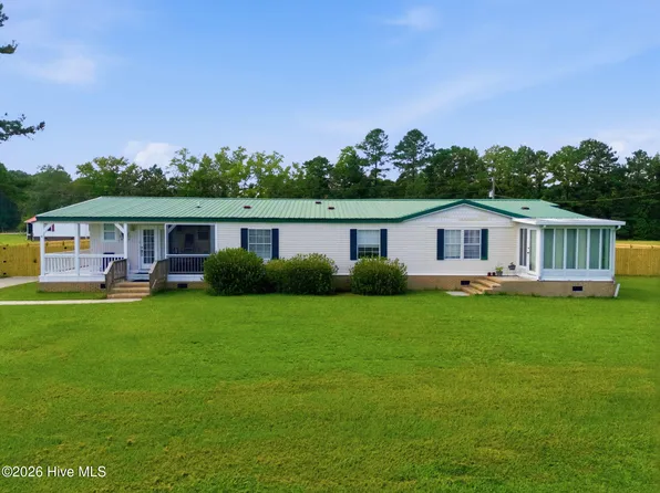 51 Shaw Road, Riegelwood, NC 28456