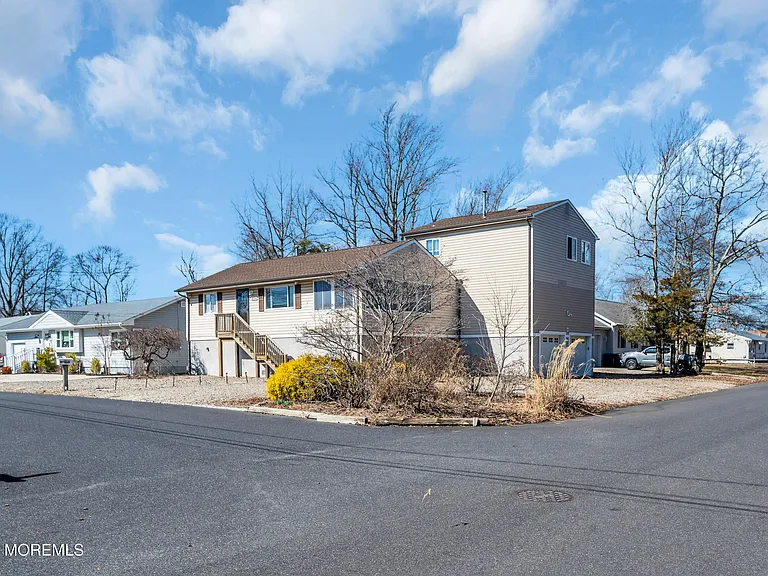 3118 Glasgow Ave — Photo 4