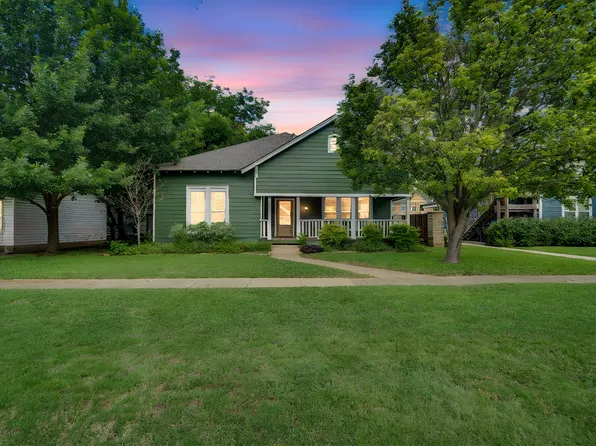 105 S 3rd St, Midlothian, TX 76065