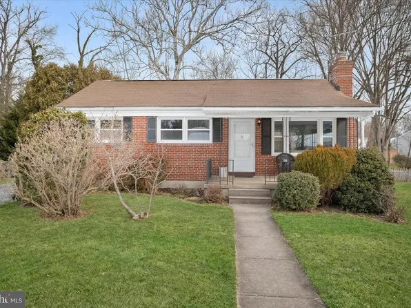 104 Glenrae Dr, Baltimore, MD 21228