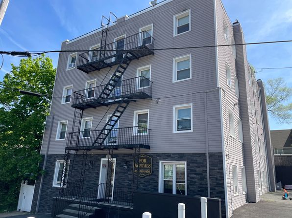 167 Glen Cove Ave #3F
