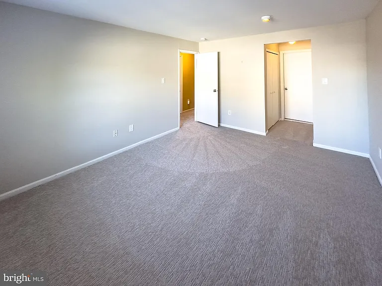 806 Wharton Rd — Photo 15