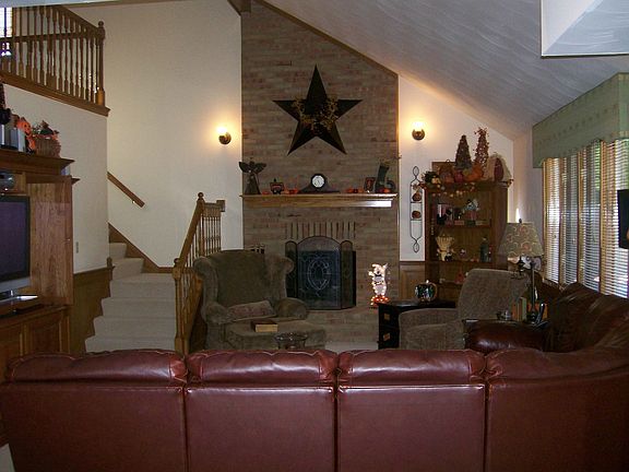 Two story great room with fireplace