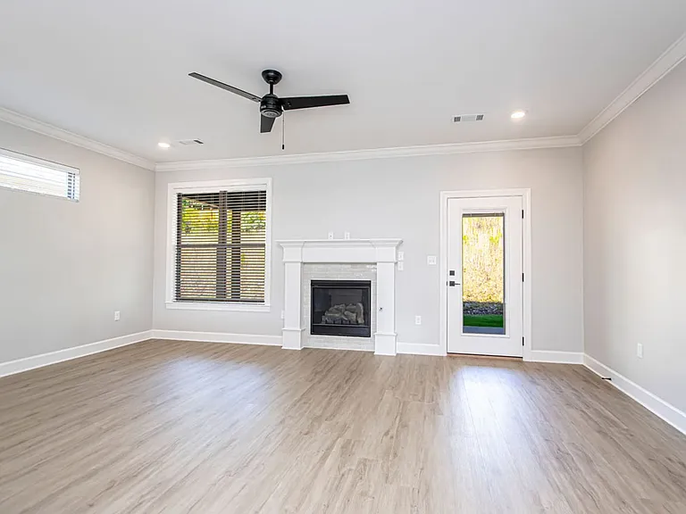 302 Kanis Ridge Dr — Photo 9