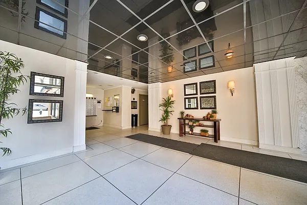 Sold by Maximillion Realty, Inc. | media 3