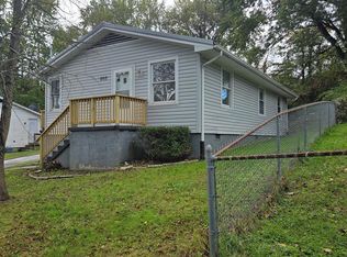 1002 Elizabeth St, Oak Hill, WV 25901