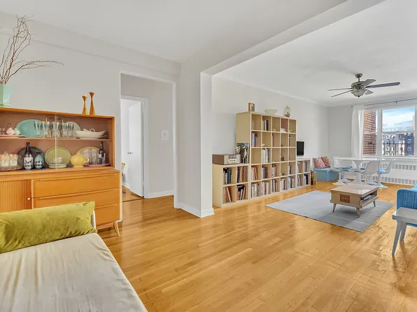 8333 Austin St APT 5S, Queens, NY 11415
