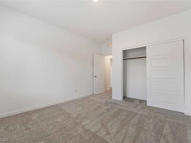 2558 Venetia Pointe St — Photo 21