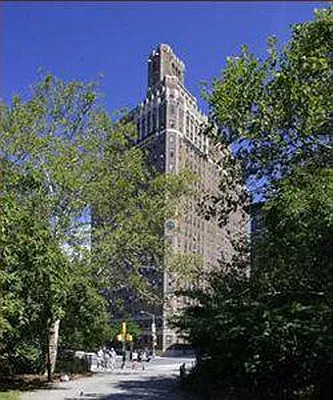 Rented by Douglas Elliman | media 35