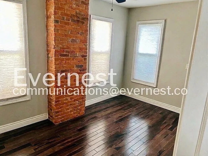 112 Hanford St #B — Photo 12