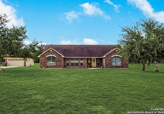 4th image of 124 Tipperary Ln