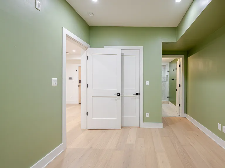 1658 K St NE #2 — Photo 11