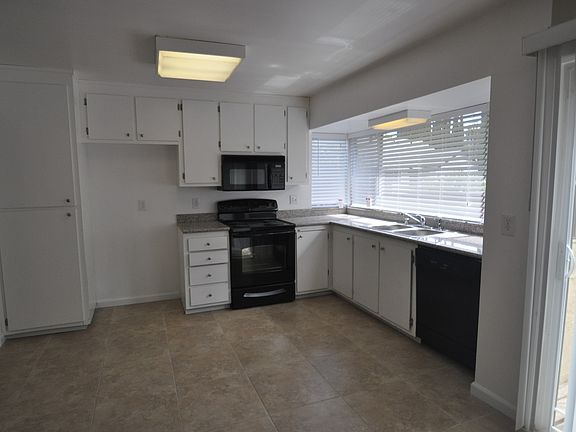2nd image of 1739 Gershwin Cir
