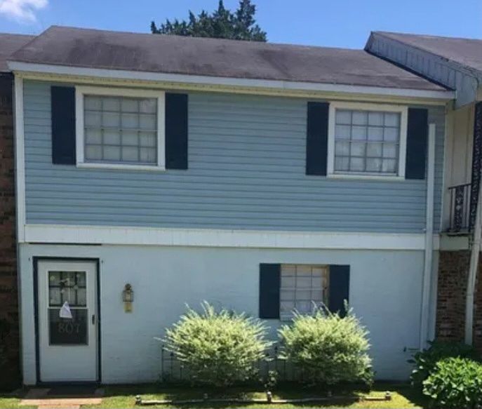 1st image of 807 Parkway Dr
