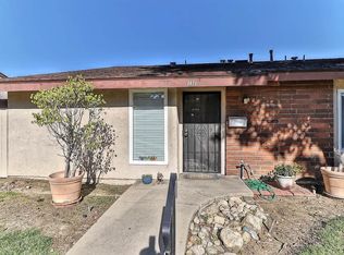 1416 Maxwell Ln, Upland, CA 91786