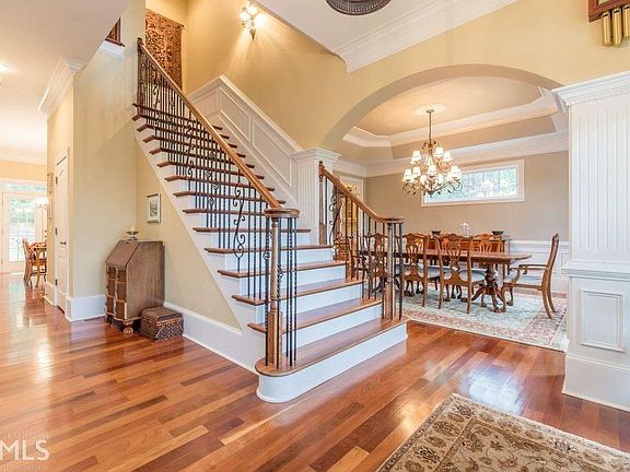 3rd image of 4491 Jenkins Way