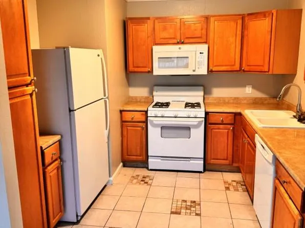 3451 Seabreeze Walk, Oceanside, CA 92056