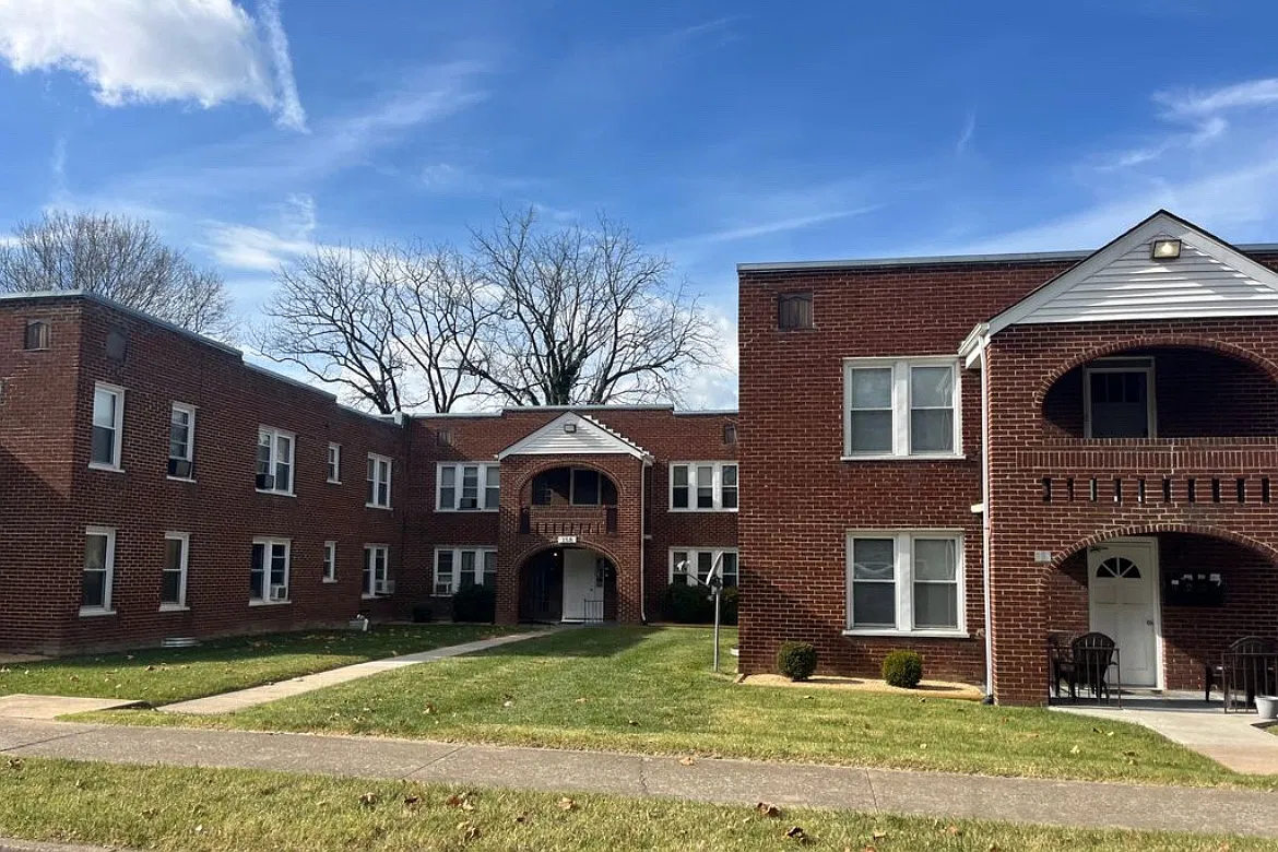 158 S Bayard Ave — Photo 1
