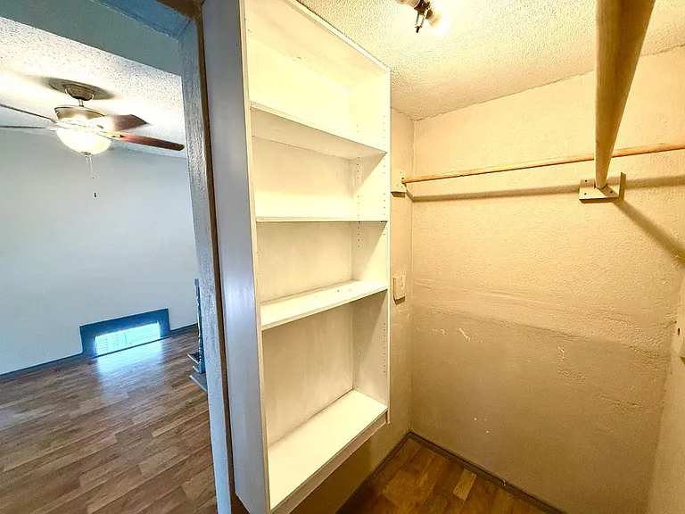 222 Army Blvd — Photo 14