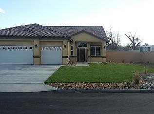 19355 Del Mesa Dr, Bloomington, CA 92316